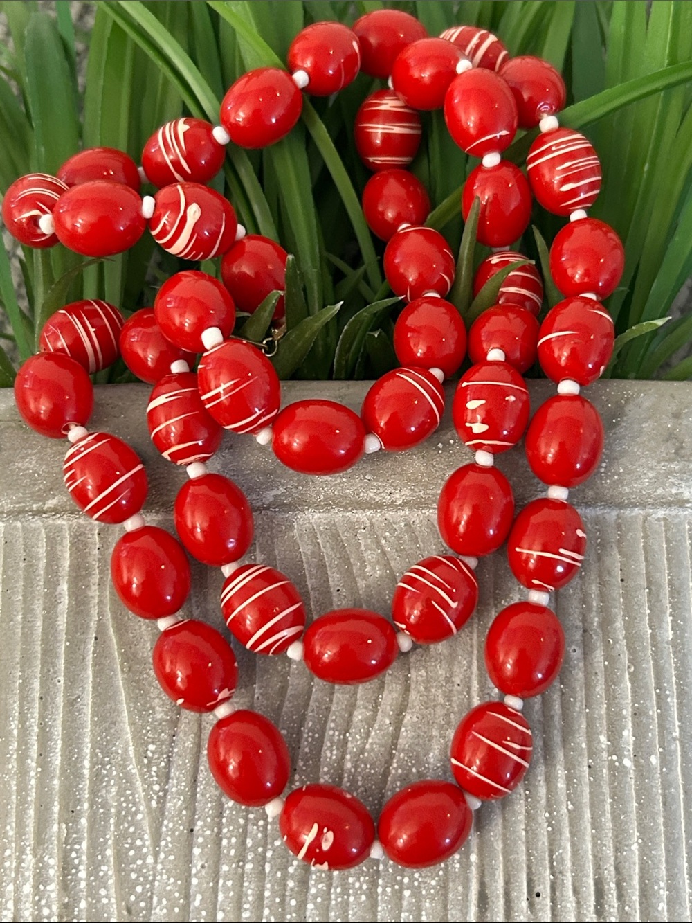 Vintage red and white plastic beaded necklace with goldtone c clasp retro